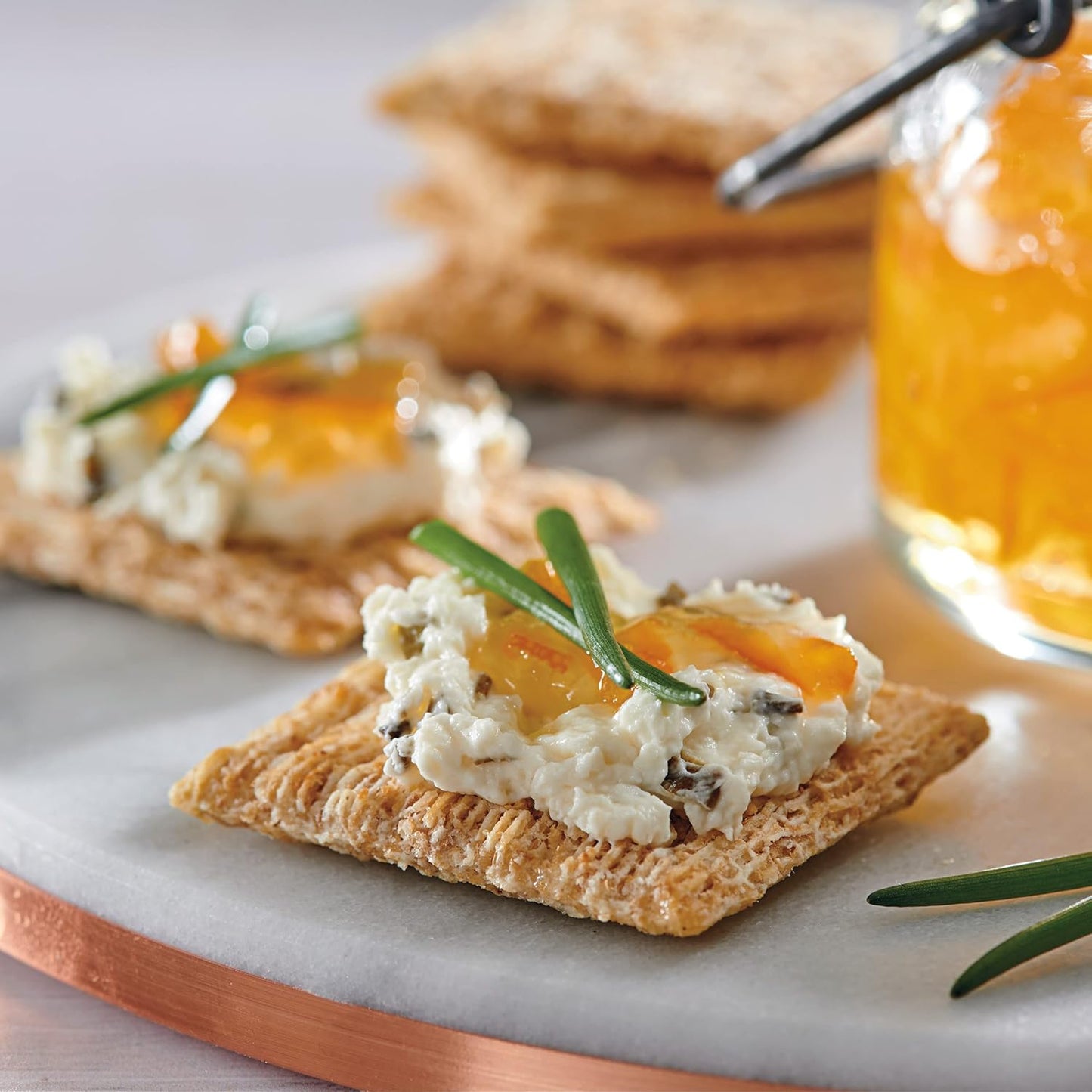 0g saturated fat per 28g serving with balanced mono/polyunsaturated fats