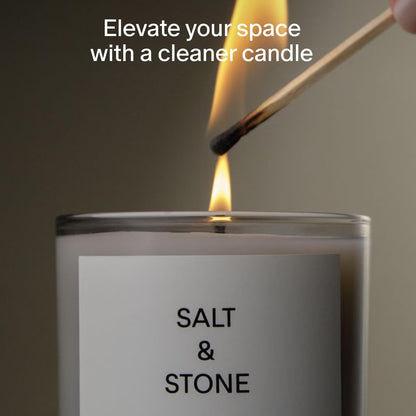 100% clean cotton wick for soot-conscious burning
