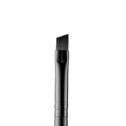 100% synthetic nylon bristles (animal hair-free)