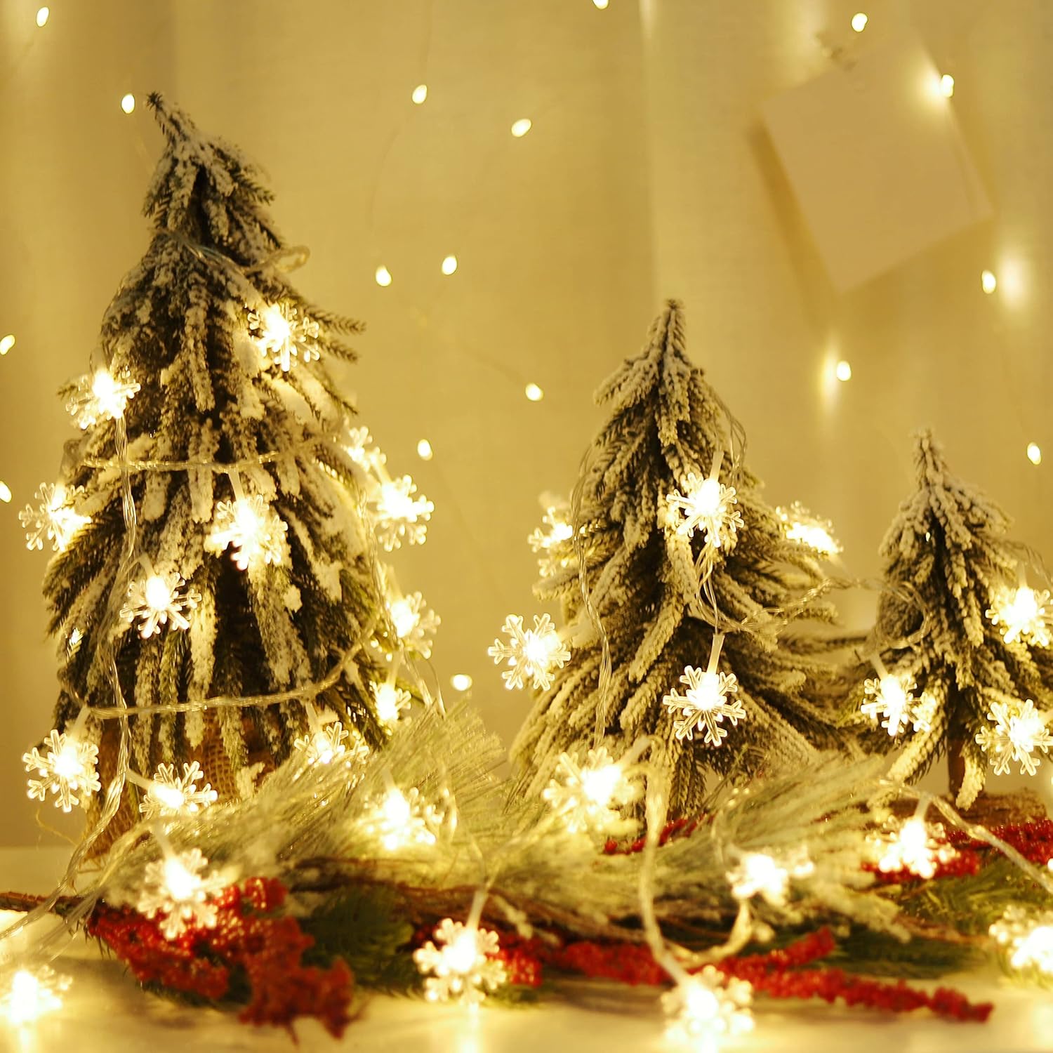 20 led snowflake-shaped bulbs across 9.8 feet of bendable plastic wire
