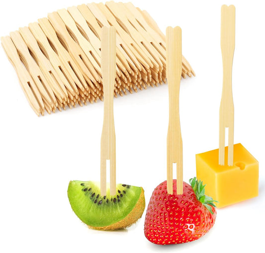 3.5-inch bamboo fork design with tines to securely hold heavier foods