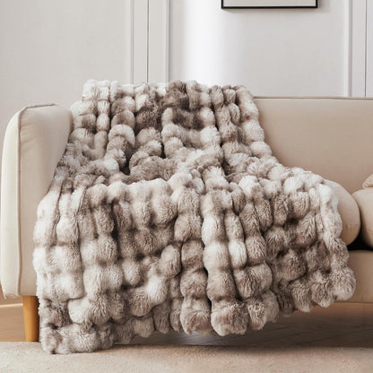 700gsm ultra-fine microfiber with reversible bubble faux fur / crystal short plush construction