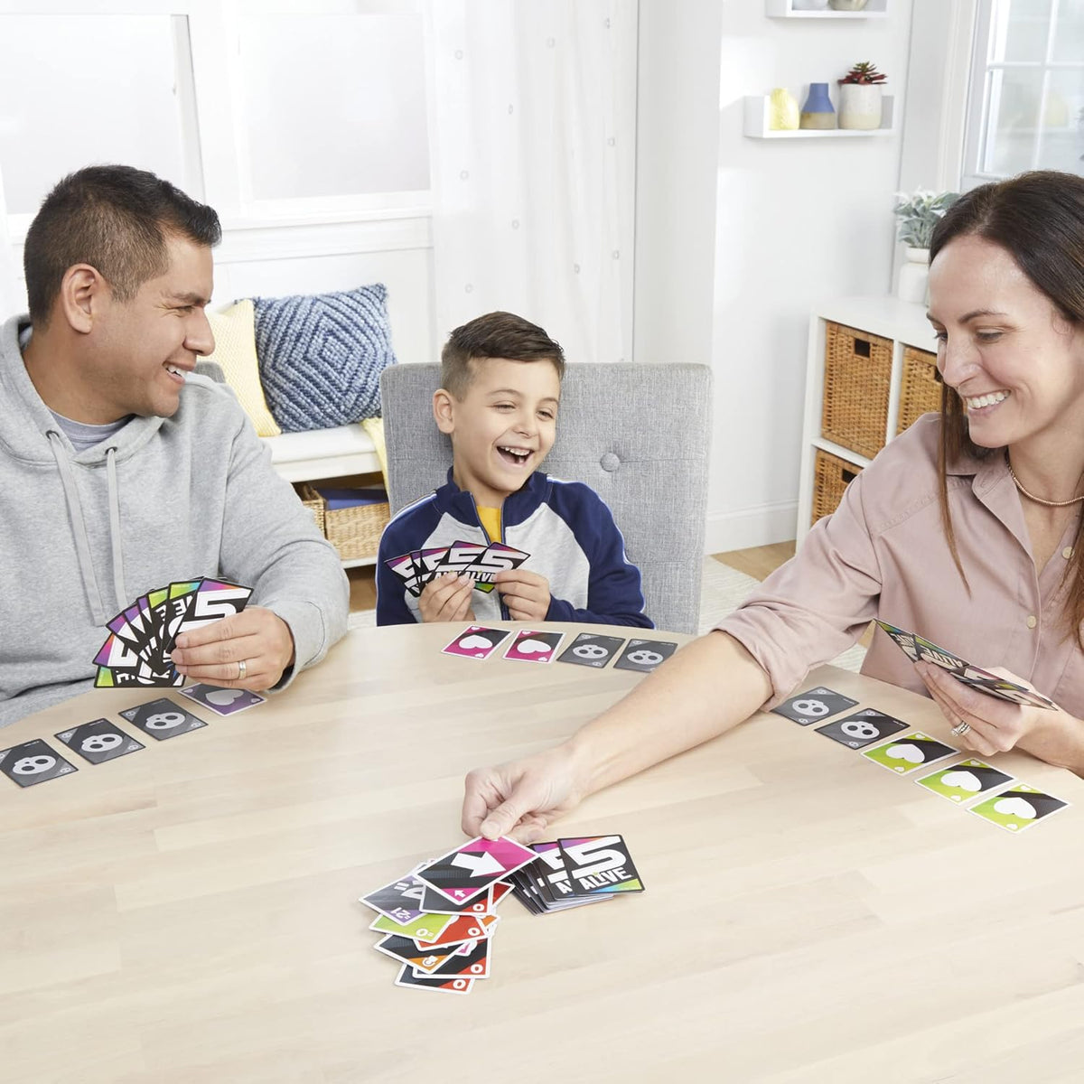 age 8+ accessibility with no batteries or power source required