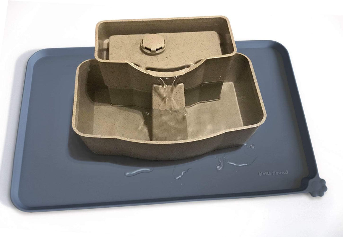 anti-slip, non-skid base that grips hard floors