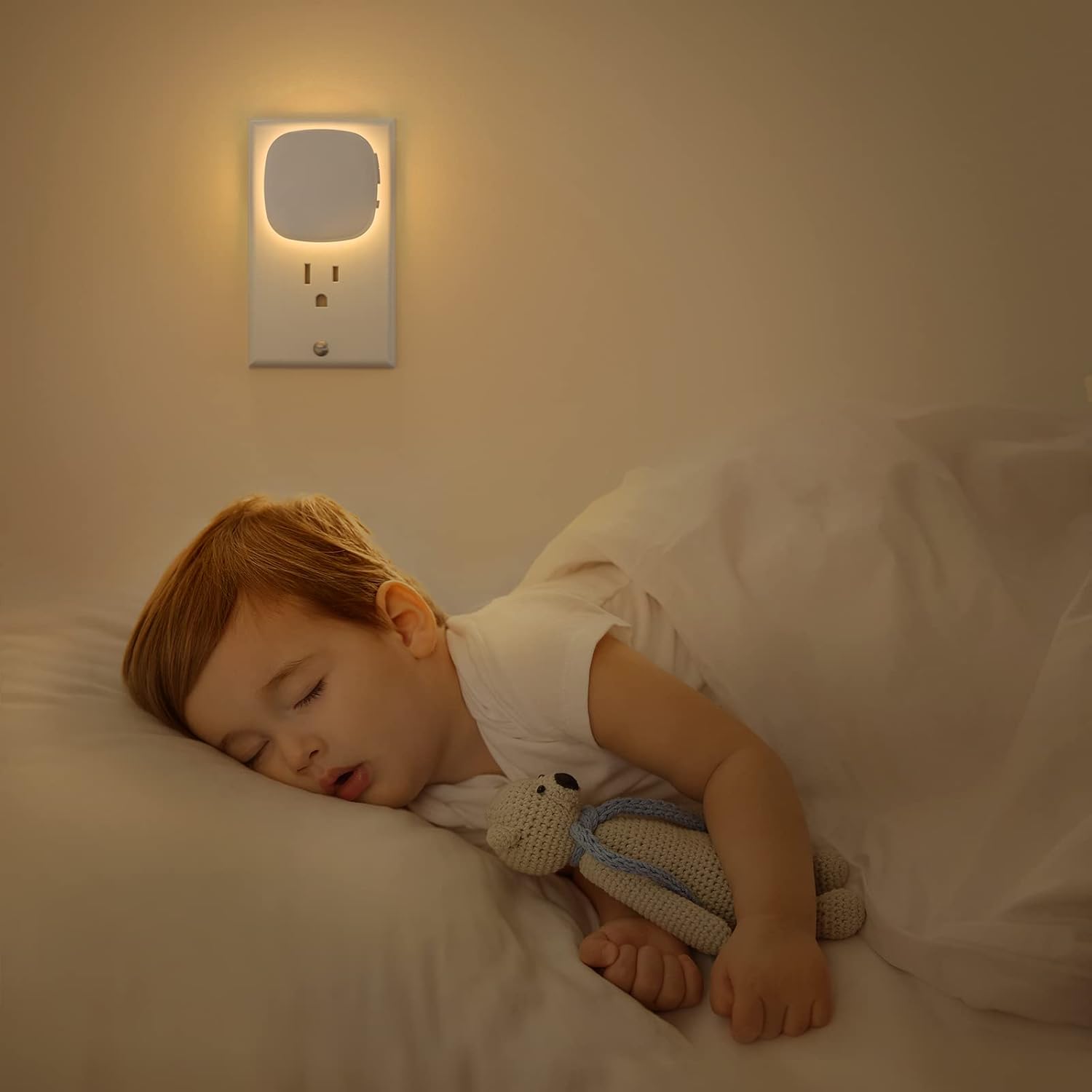 AUVON Backlit LED Night Light – Compact Apple Style Plug in Light for Modern Hallways and Entryways