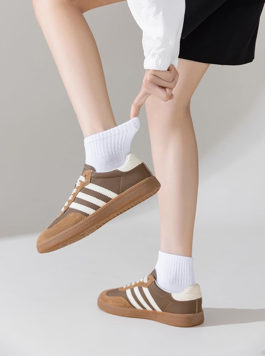 available in two size ranges: 5-9 and 9-11