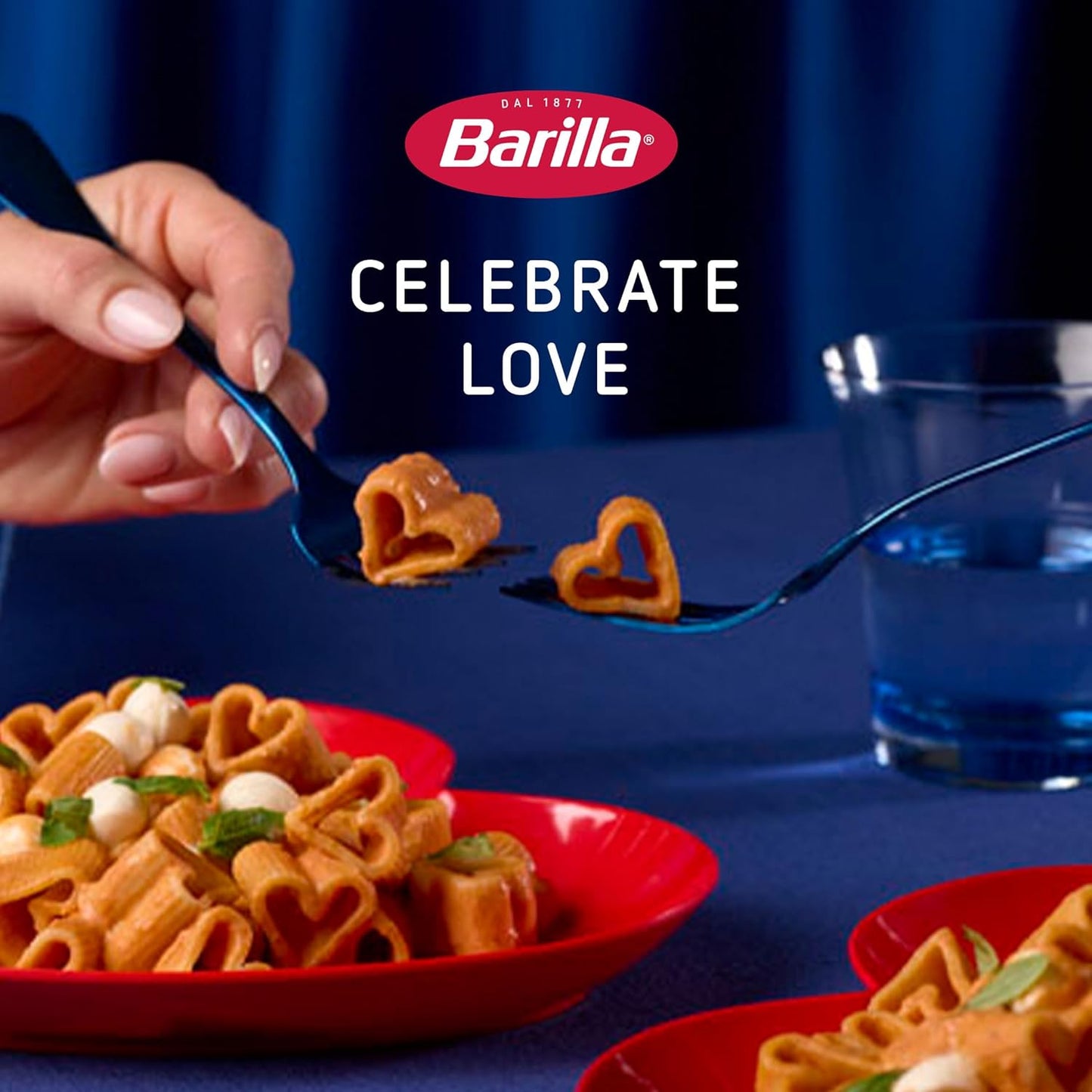 Barilla A Sign of Love Heart Pasta – Thoughtful Anniversary or Housewarming Food Gift for Pasta Lovers, Ready-to-Give Box