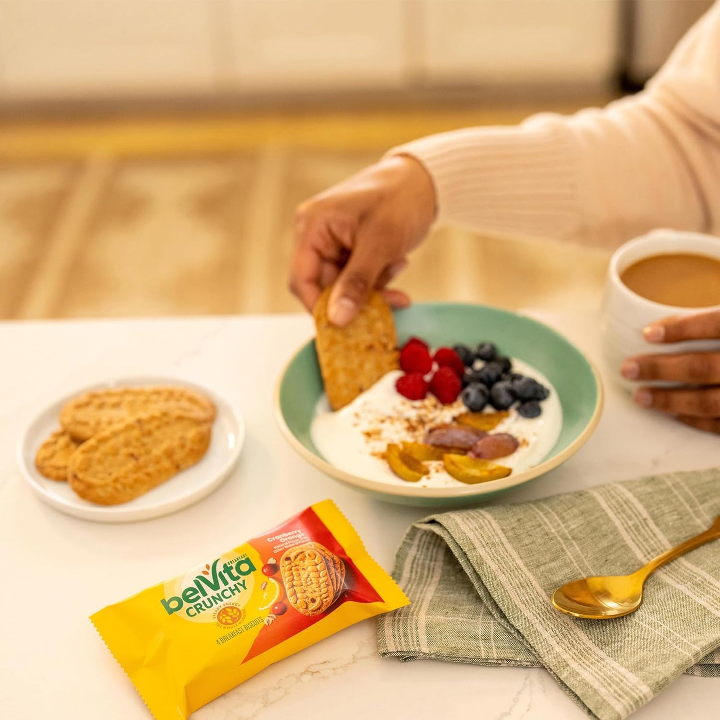 belVita Cranberry Orange Breakfast Biscuits – Office Desk Snack for Steady Morning Focus, 8 Packs of 4 Crunchy Bars