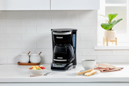 BLACK+DECKER 12-Cup Programmable Coffee Maker, Useful Gift for College Students and First-Time Apartment Renters