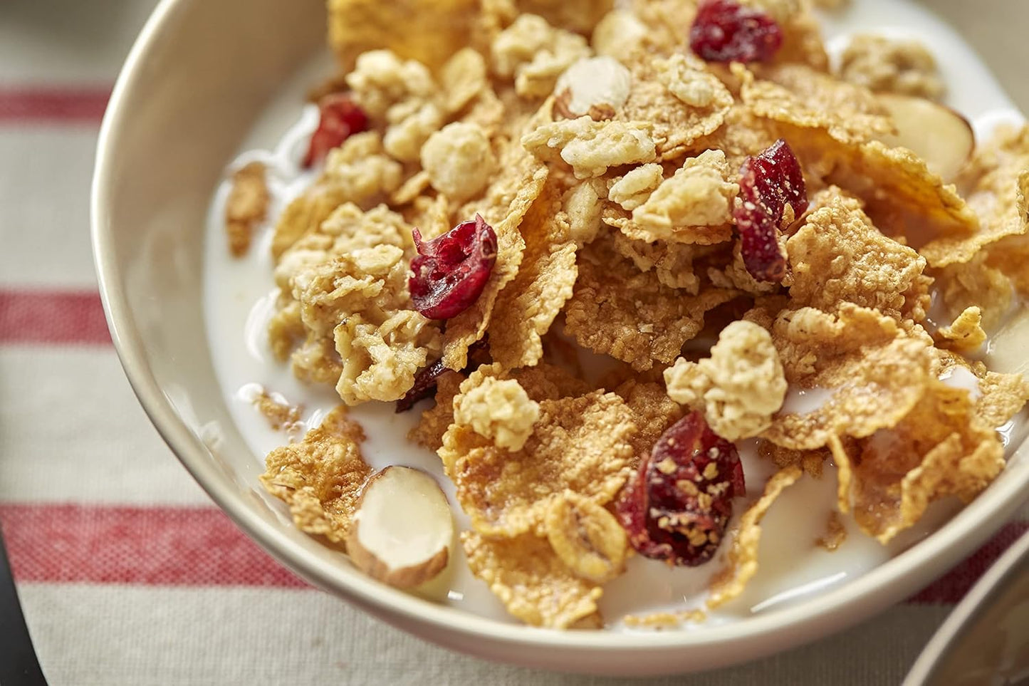 blend of crispy wheat flakes, real dried cranberries, crunchy granola clusters, and almonds