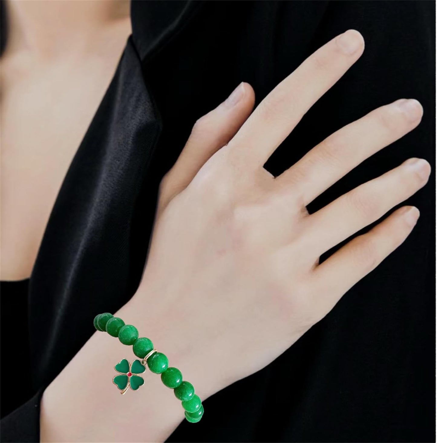 Bovemee Green Nature Stone Bracelet – Simple Lucky Charm for Clean Everyday Styling, Single Clover Bead