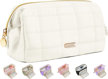 capacity for up to 100 pens in a spacious main compartment