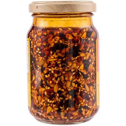 Cholula Chili Crisp Chiles & Pepitas – Gourmet Hostess Gift for Women Who Love Mexican Food, 8 oz Pantry Jar
