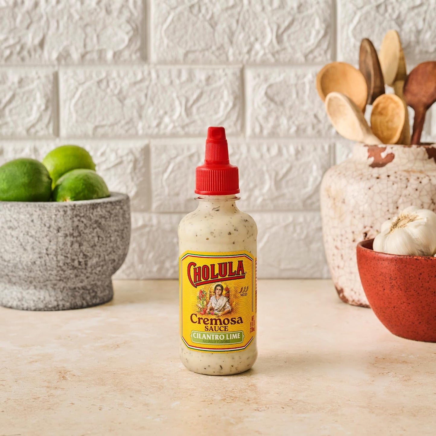 Cholula Cilantro Lime Cremosa Sauce – Quick Weeknight Drizzle for Meal Prep Bowls, Tacos & Grain Salads, 8 fl oz Squeezable