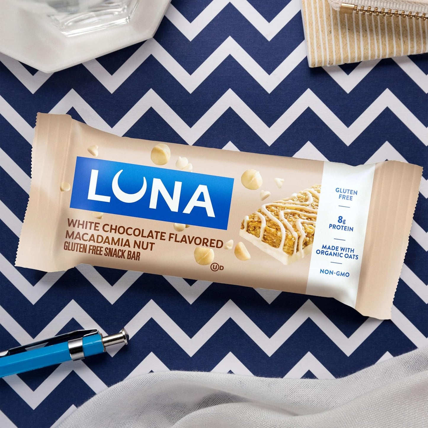 Clif Bar Luna White Chocolate Macadamia – Clean-Ingredient Snack Bar for Uncluttered Pantry and Intentional Meal Prep