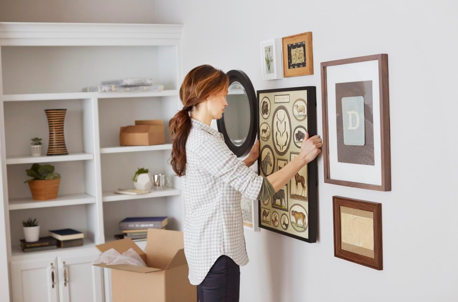 Command 18-Pair Picture Hanging Strips – Damage-Free Frames for Cozy Living Room Gallery Walls