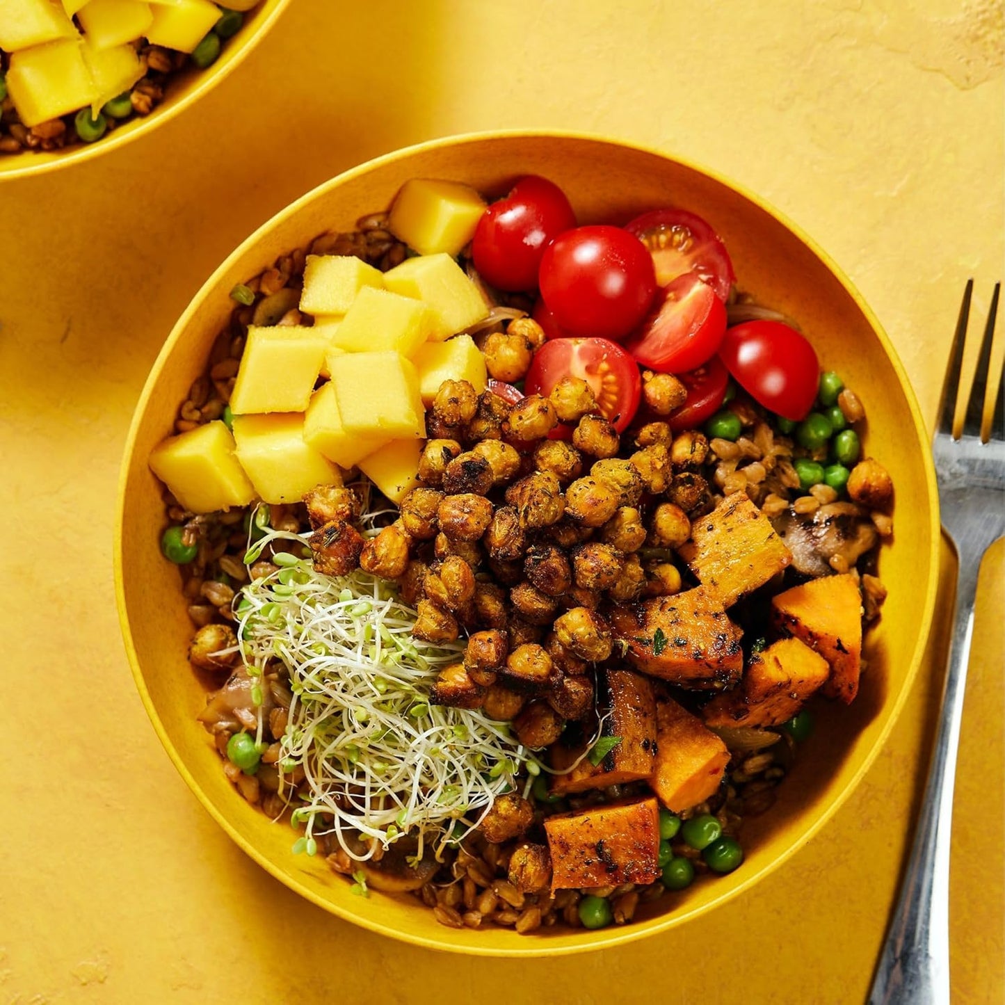 contains garlic, ginger, pineapple, and mango
