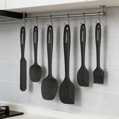 dishwasher-safe and non-stick surface for fast cleanup