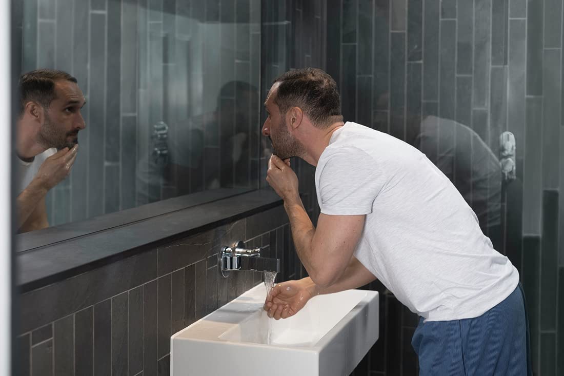 DOVE MEN + CARE Hydrating Gel Cleanser – Self-Care Upgrade for the Modern Man's Evening Routine
