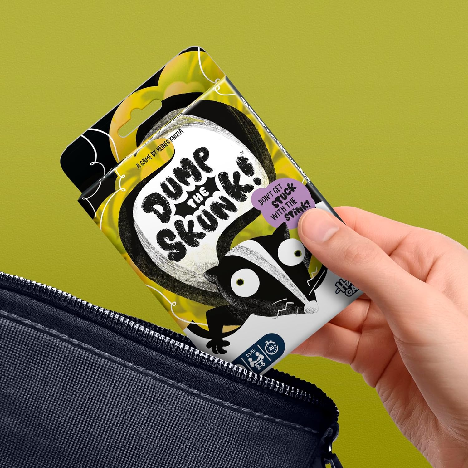 Dump The Skunk! Game – Reiner Knizia Family Card Game for Kids Ages 7+, Easy to Learn Playroom Activity for 2-6 Players