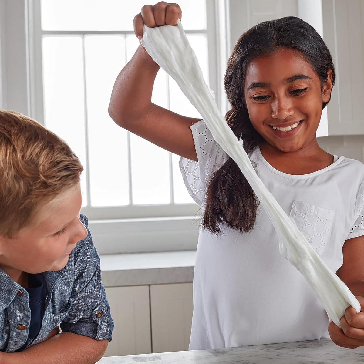 Elmer's Washable School Glue – Quick-Set Clear Adhesive for After-School Craft Centers and Lessons