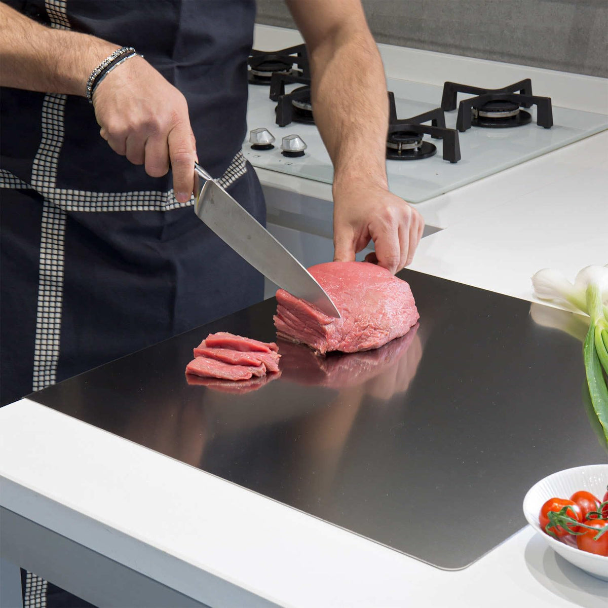food-grade stainless steel construction with manual drawing texture for surface friction