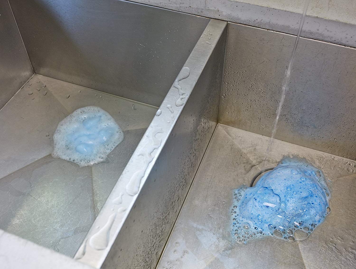 Glisten Garbage Disposal Foam – Keep Your Designer Kitchen Smelling as Good as It Looks