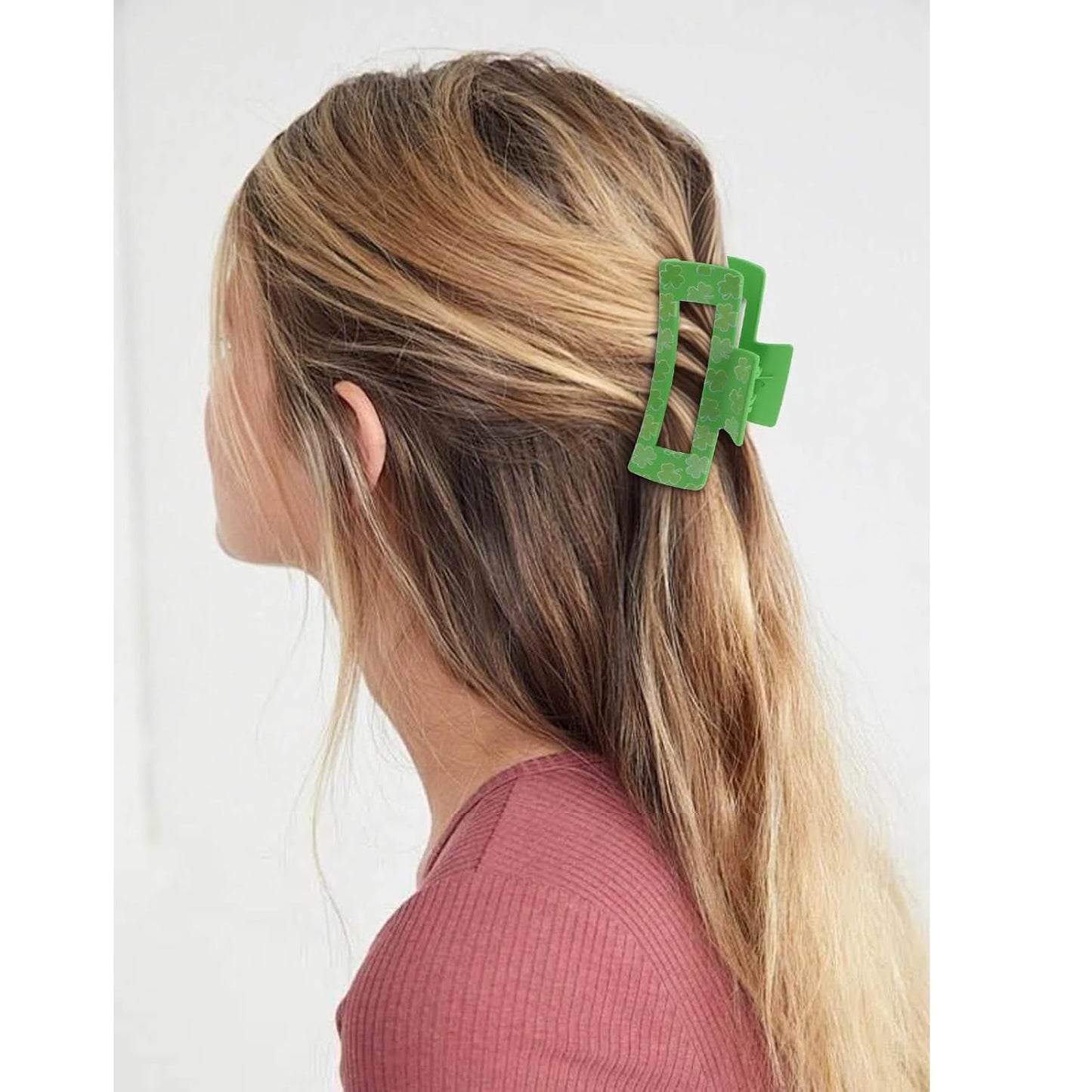 hair-friendly design that prevents pulling or damage during wear