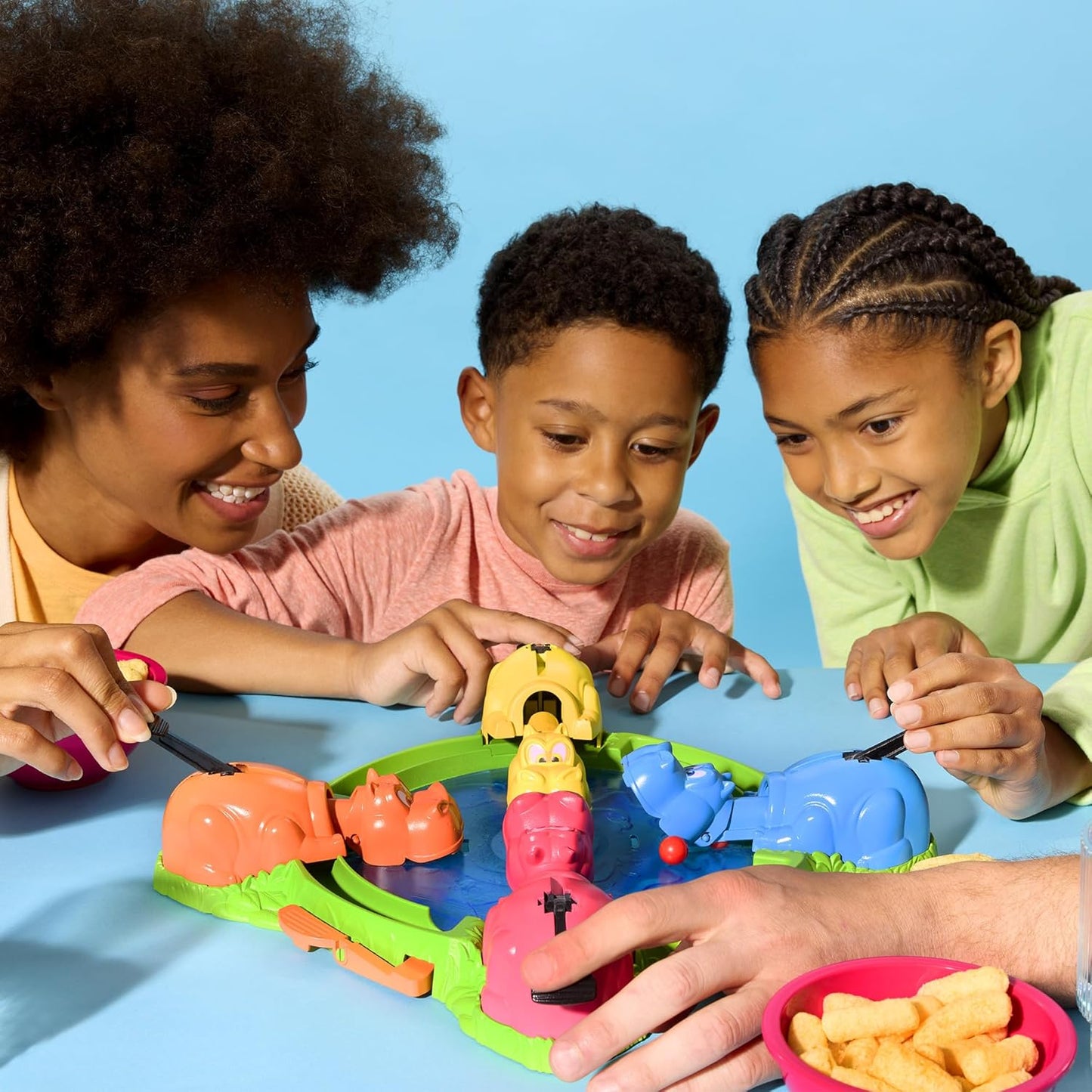 Hasbro Gaming Hungry Hungry Hippos Game – Ready-to-Give Holiday Present for Preschoolers, Includes Bonus Golden Marble and Storage Case