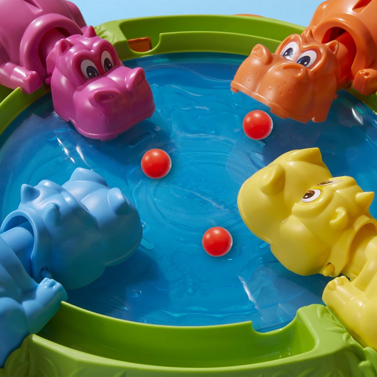 Hasbro Gaming Hungry Hungry Hippos Game – Ready-to-Give Holiday Present for Preschoolers, Includes Bonus Golden Marble and Storage Case