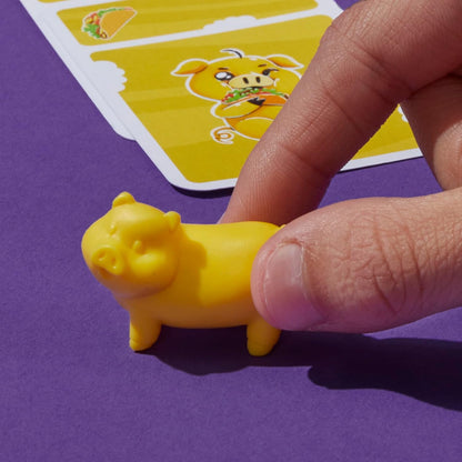 Hasbro Gaming Piggy Piggy Card Game – Family Card Game for Kids Ages 7+ Playroom and Family Game Night