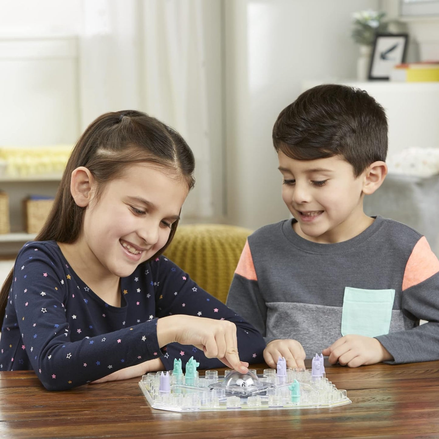 Hasbro Trouble: Bluey Edition Board Game for Kids Ages 5+, Safe Playroom Family Game with Pop-O-Matic Roller