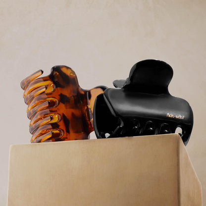 Kitsch Cloud Claw Clip – Mindful Styling Companion for Evening Self-Care Routines