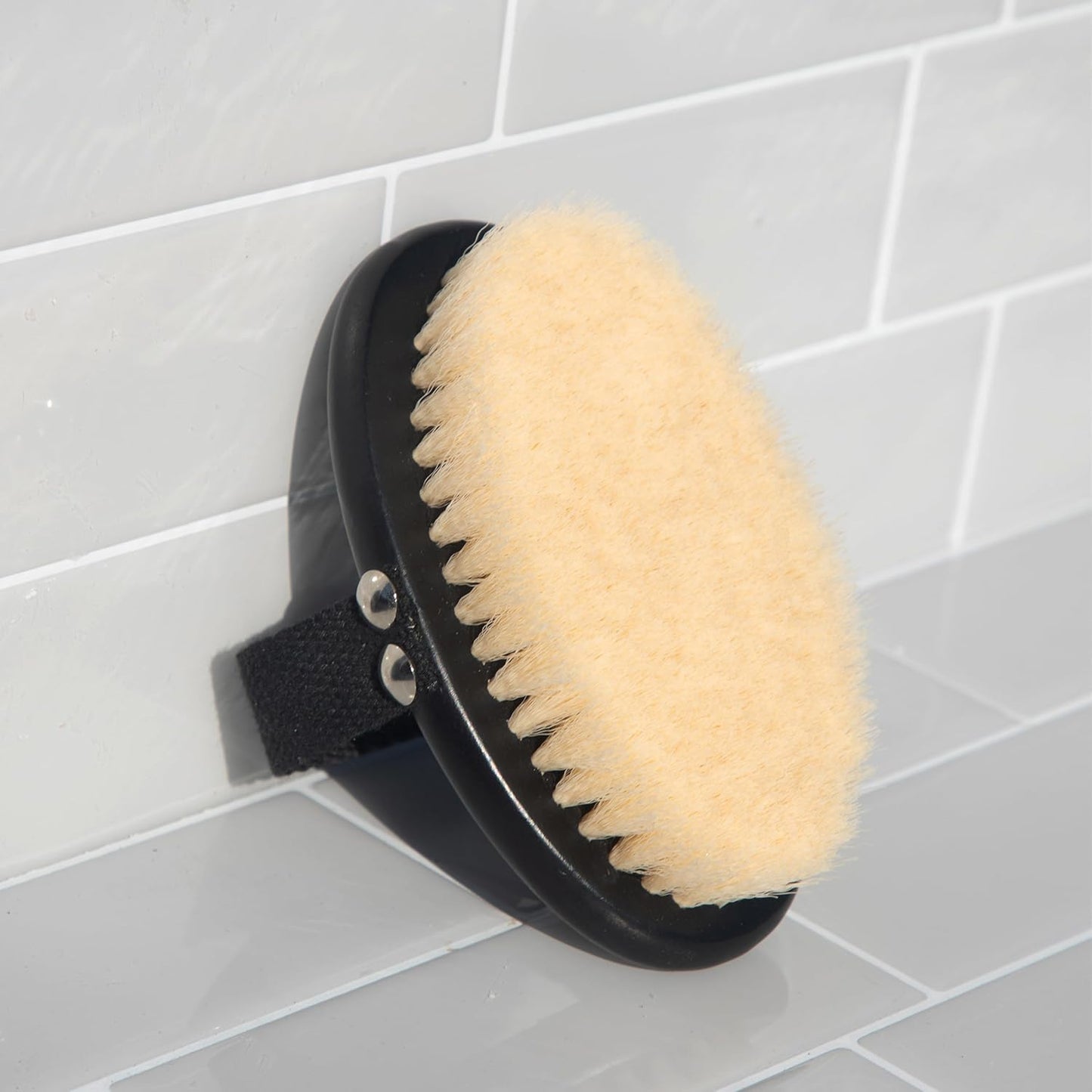 Kitsch Dry Brushing Body Brush for Lymphatic Drainage – Neutral Wooden Body Brush for a Minimalist Bathroom