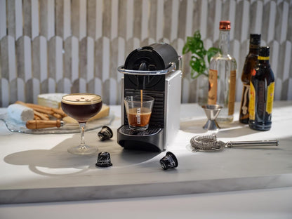 Lavazza Espresso Maestro Ristretto Capsules – Italian Espresso for Family Kitchens and Guest Service, Nespresso Original Compatible