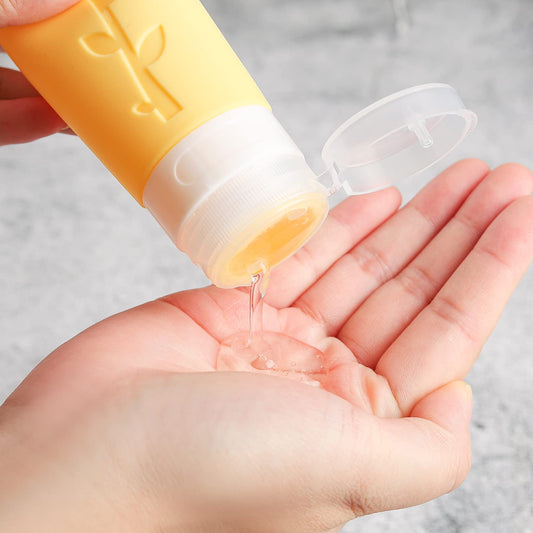 leak-proof silicone construction with ball-shaped interior to prevent trapped liquid