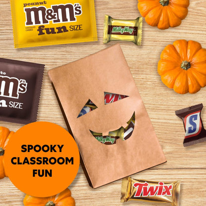 M&M'S, SNICKERS, TWIX & MILKY WAY Individually Wrapped Halloween Candy for Front Porch, Sidewalk and Trunk-or-Treat Events, 120 Count Outdoor Variety Bag