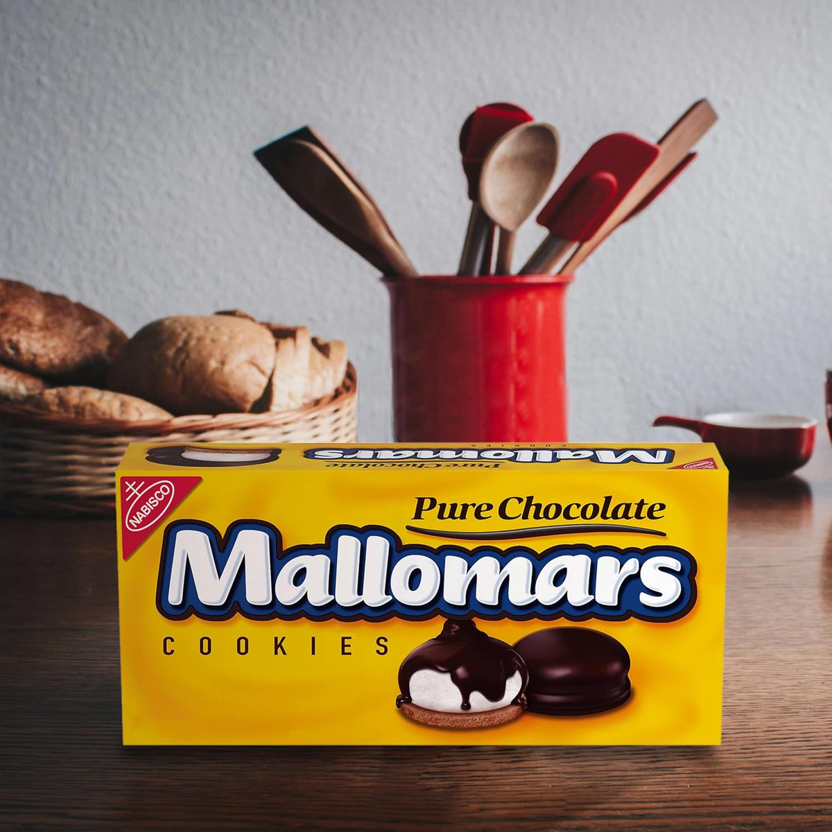 MALLOMARS Pure Chocolate Cookies, 8.2 oz – Shareable Marshmallow and Chocolate Snack for Family Movie Night