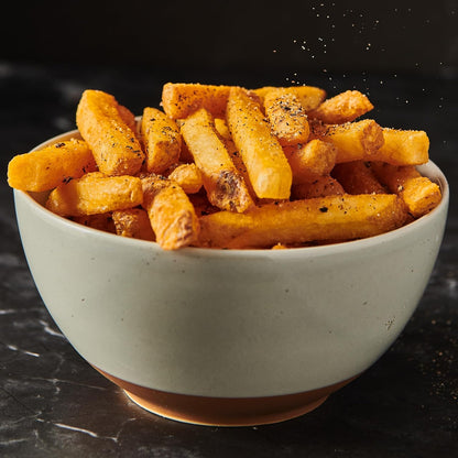 McCormick Black & White Peppercorn Grinder – Thoughtful Housewarming Gift for New Homeowners and Hosts