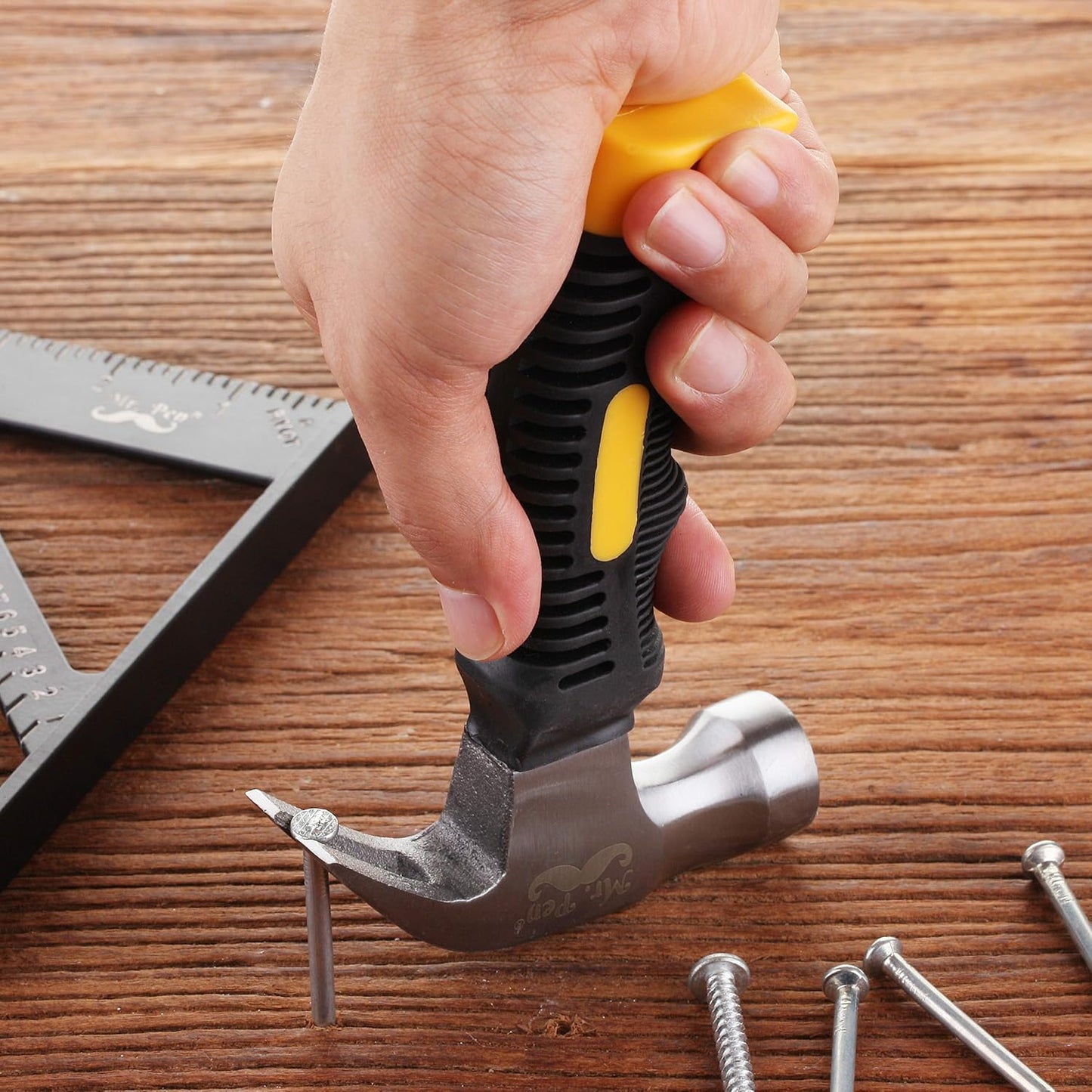 Mr. Pen 8oz Small Magnetic Claw Nail Hammer for Women – Simple Clean-Lined Hammer for Intentional Home and Uncluttered Spaces