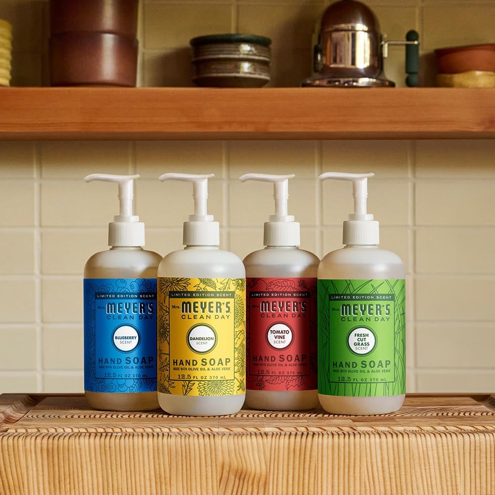Mrs. Meyer's Clean Day Blueberry Hand Soap — Gentle Powder Room Cleanser for a Soothing Nightly Wind-Down