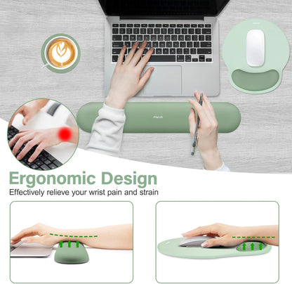 non-slip base that grips the desk surface firmly
