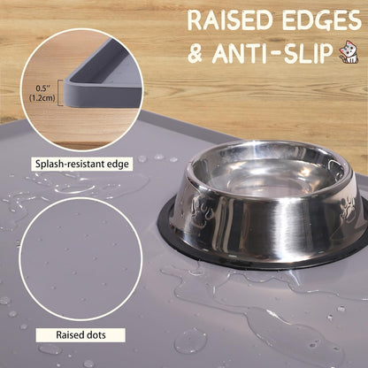 non-slip dotted surface texture that grips both floor and bowl base