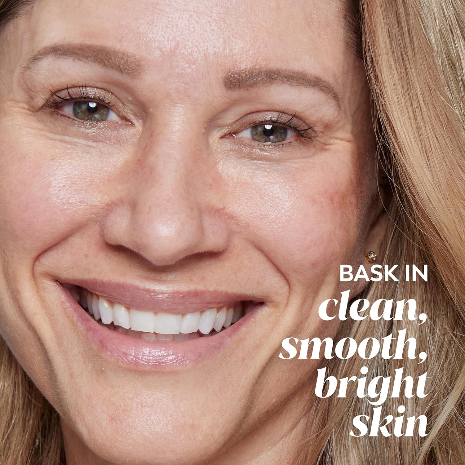 Olay Regenerist Premium Detoxifying Cleanser – Elevated Skincare with Salicylic Acid & Glycerin