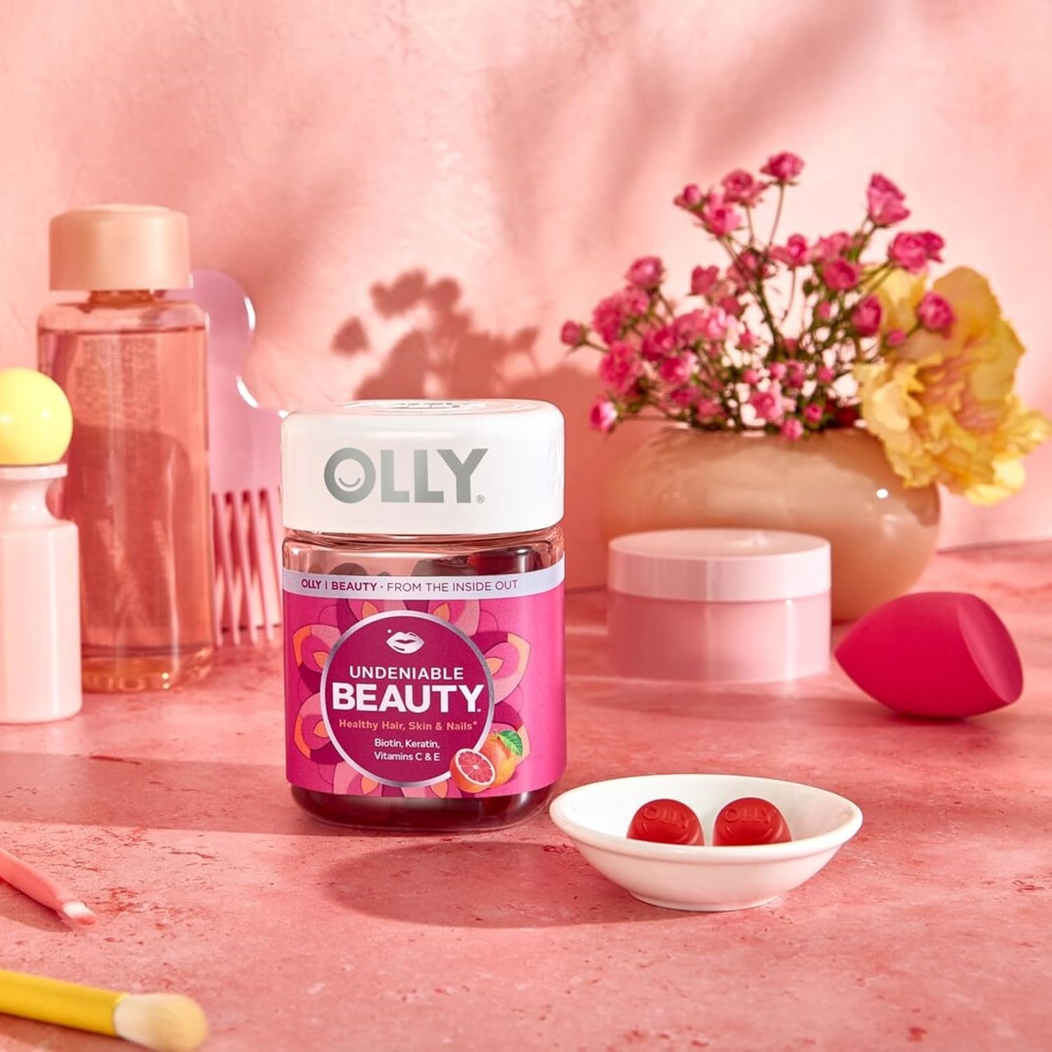 OLLY Undeniable Beauty Gummy – Premium Beauty From Within Gummies for Women, Grapefruit 30 Day Supply