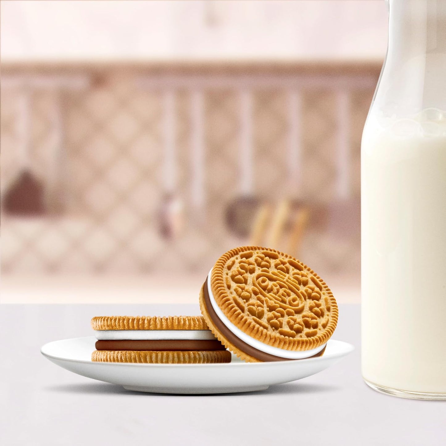 OREO S'mOREO Sandwich Cookies – Fun Limited Edition Hostess Gift for Summer Parties and Housewarmings, 10.68 oz