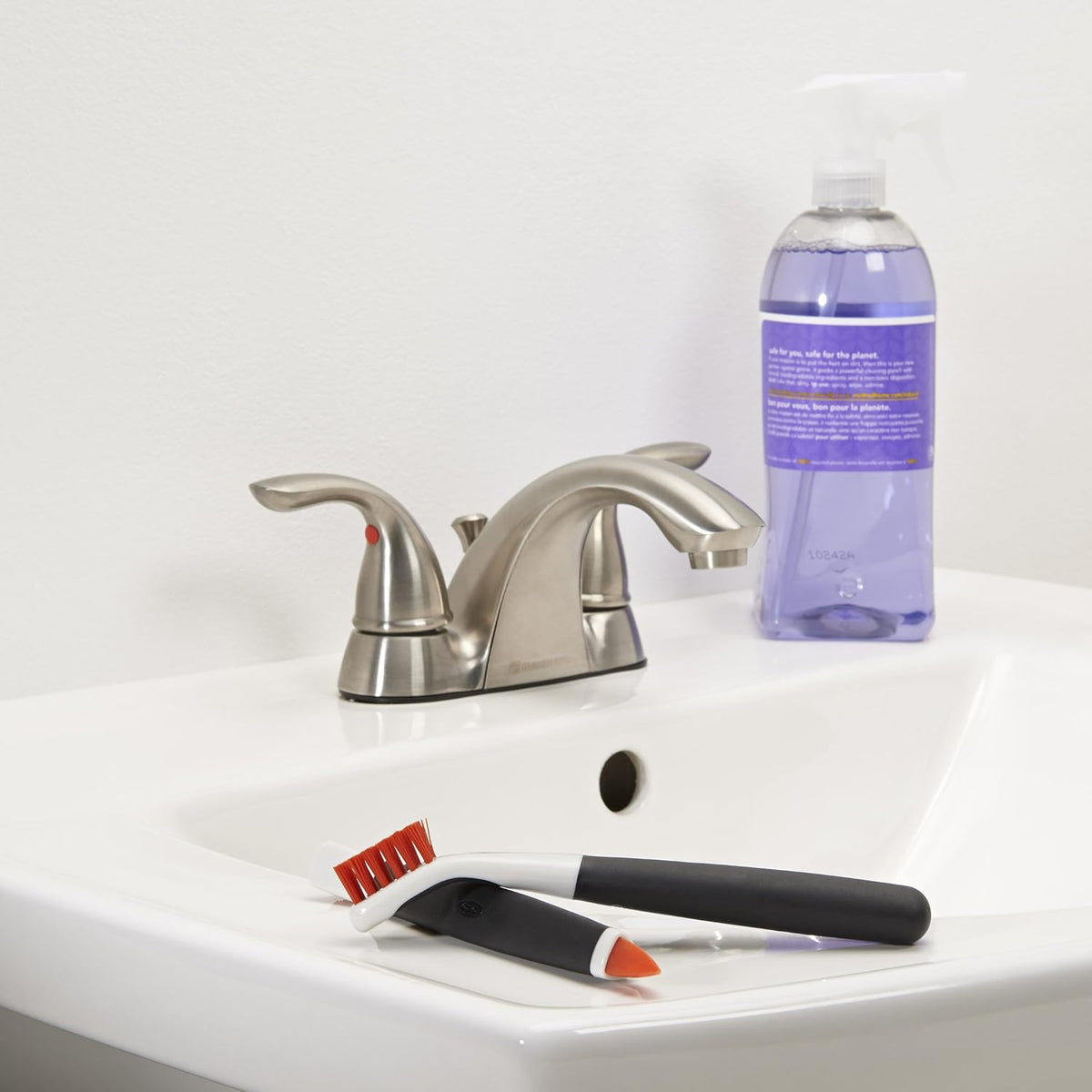 OXO Good Grips Deep Clean Brush Set – Comfortable Grip Brush for Stress-Free Weekend Deep Cleans
