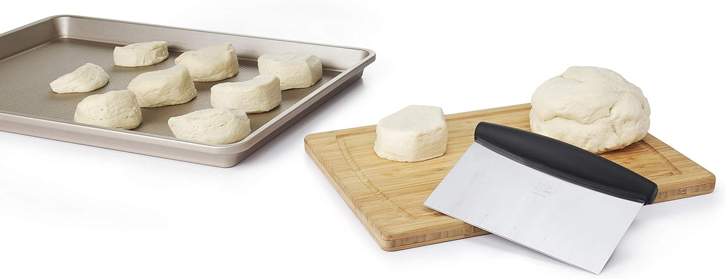 OXO Good Grips Stainless Steel Multi-Purpose Scraper & Chopper – Streamlined Kitchen Tool for Home Cooks Who Meal Prep, Cuts Dough and Vegetables