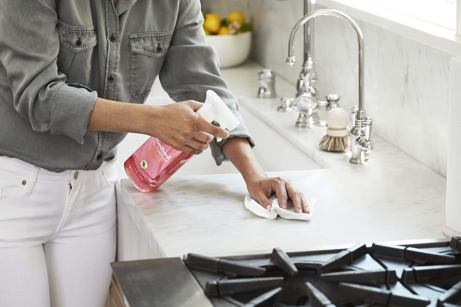 pink grapefruit scent with blood orange and cassis fusion notes