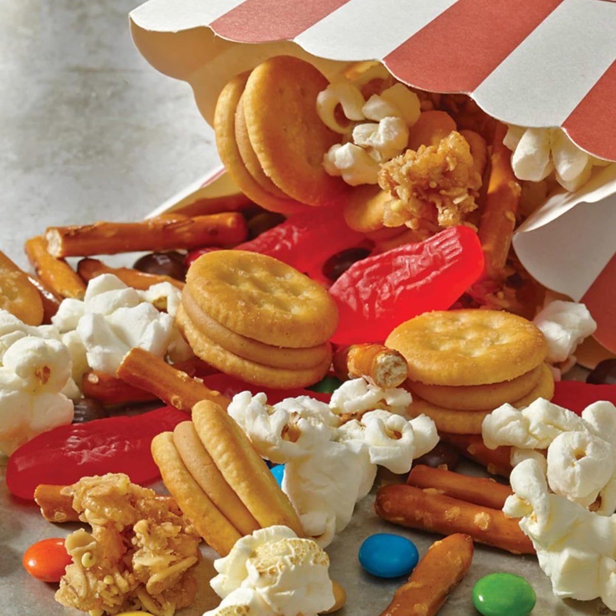RITZ Bits Mini Cheese & PB Sandwich Crackers – Commuter Snack for the Daily Drive, 20 Single-Serve Bags